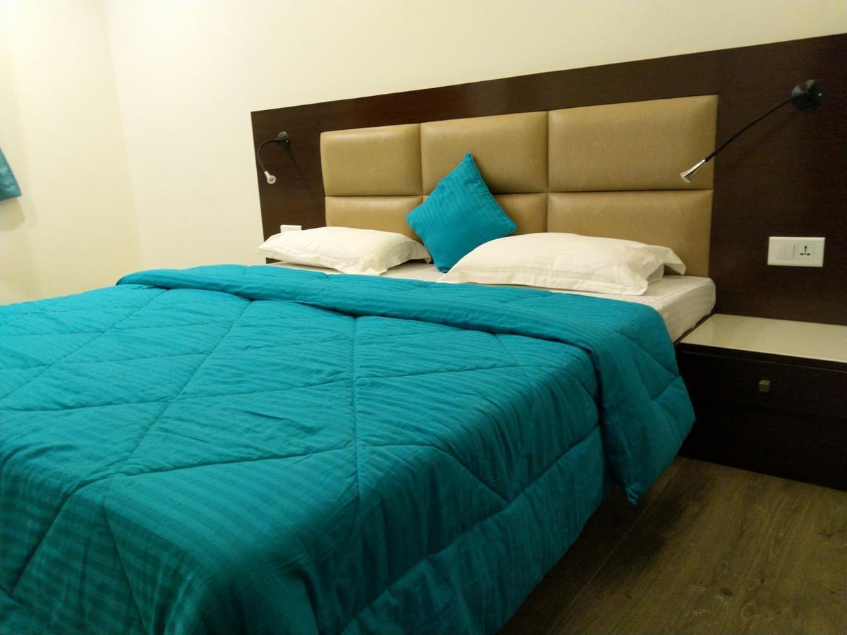 Joey'S Hostel Delhi New Delhi Luaran gambar