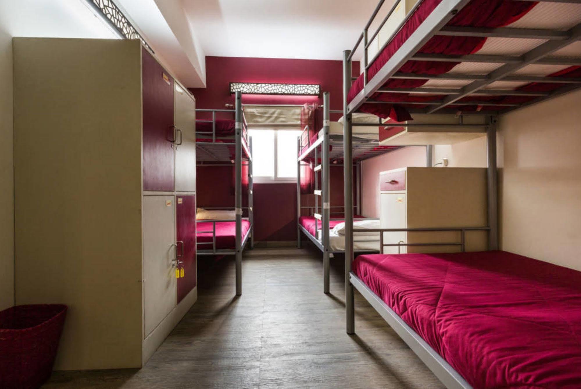 Joey'S Hostel Delhi New Delhi Luaran gambar