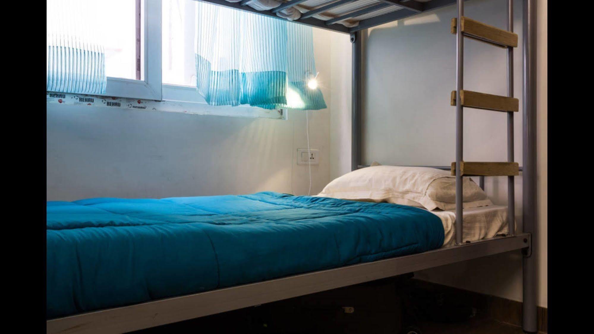 Joey'S Hostel Delhi New Delhi Luaran gambar